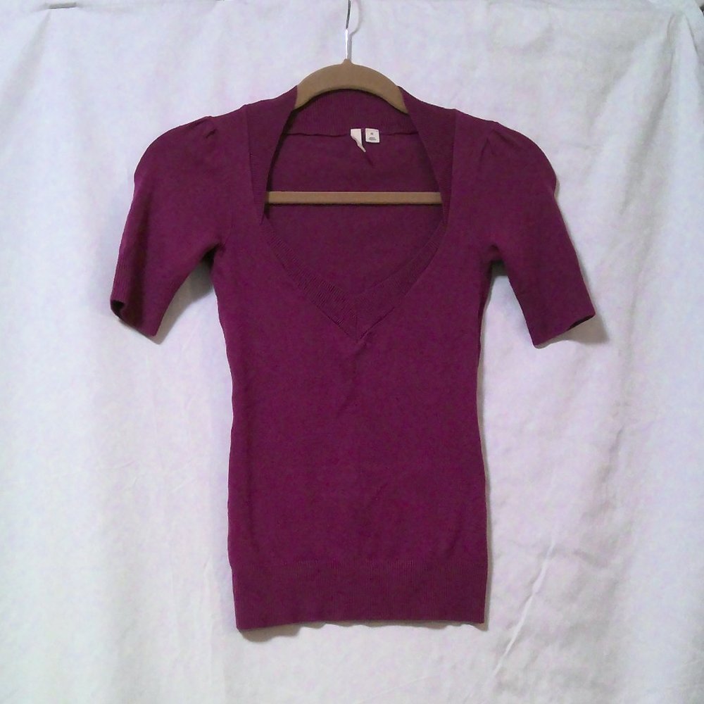 Rich Purple V-Neck Short-Sleeved Sweater